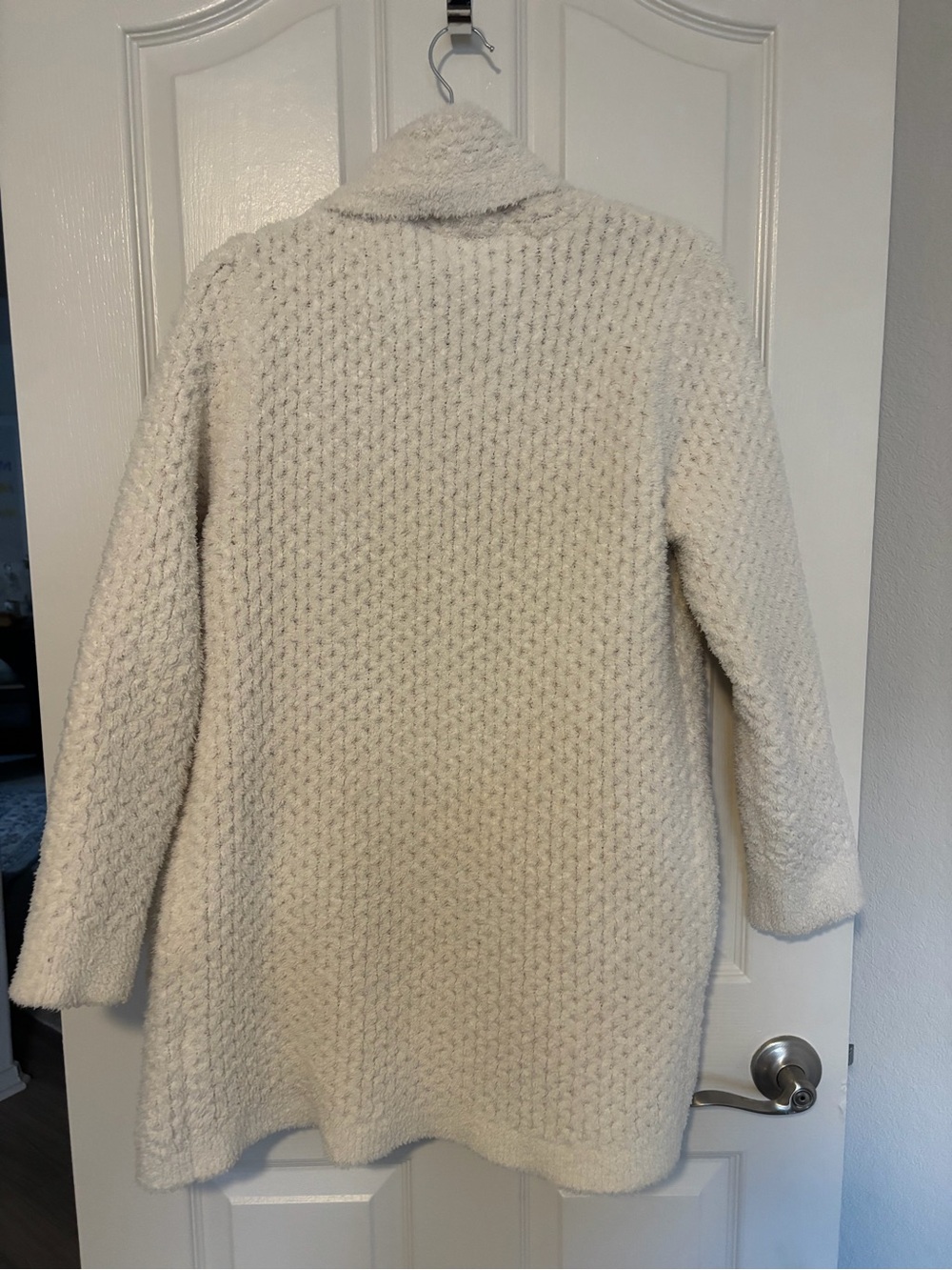 Barefoot Dreams CozyChic® Honeycomb Shawl Cardigan - Picture 11 of 16